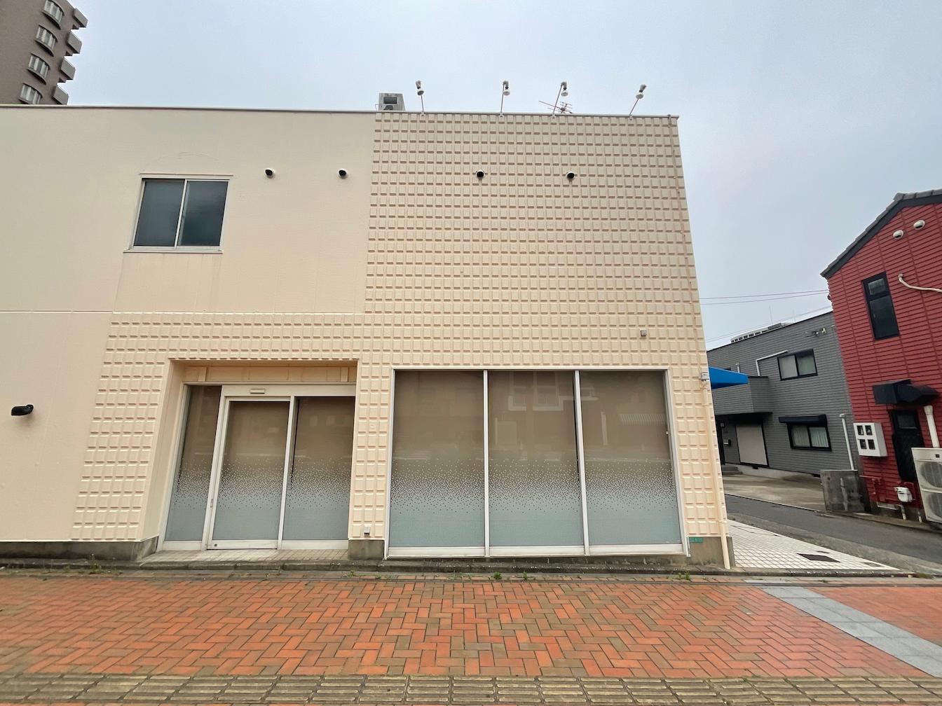 《戸畑教室》個別指導塾スタンダード様(北九州市戸畑区)の学習塾看板・壁面サイン・ウインドウサイン製作事例3