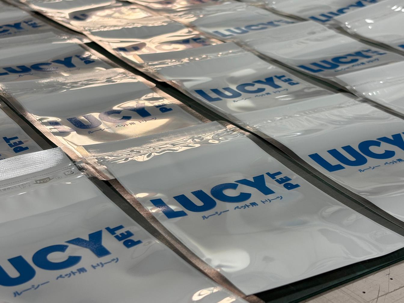 福岡市博多区にある「株式会社オフィスプロフィットインターナショナル」様より、オリジナルペットフード袋へのロゴ印刷のご依頼をいただきました。1